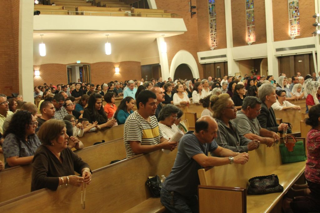 Hundreds turn out to oppose ‘black mass,’ pray for cancelation - The ...