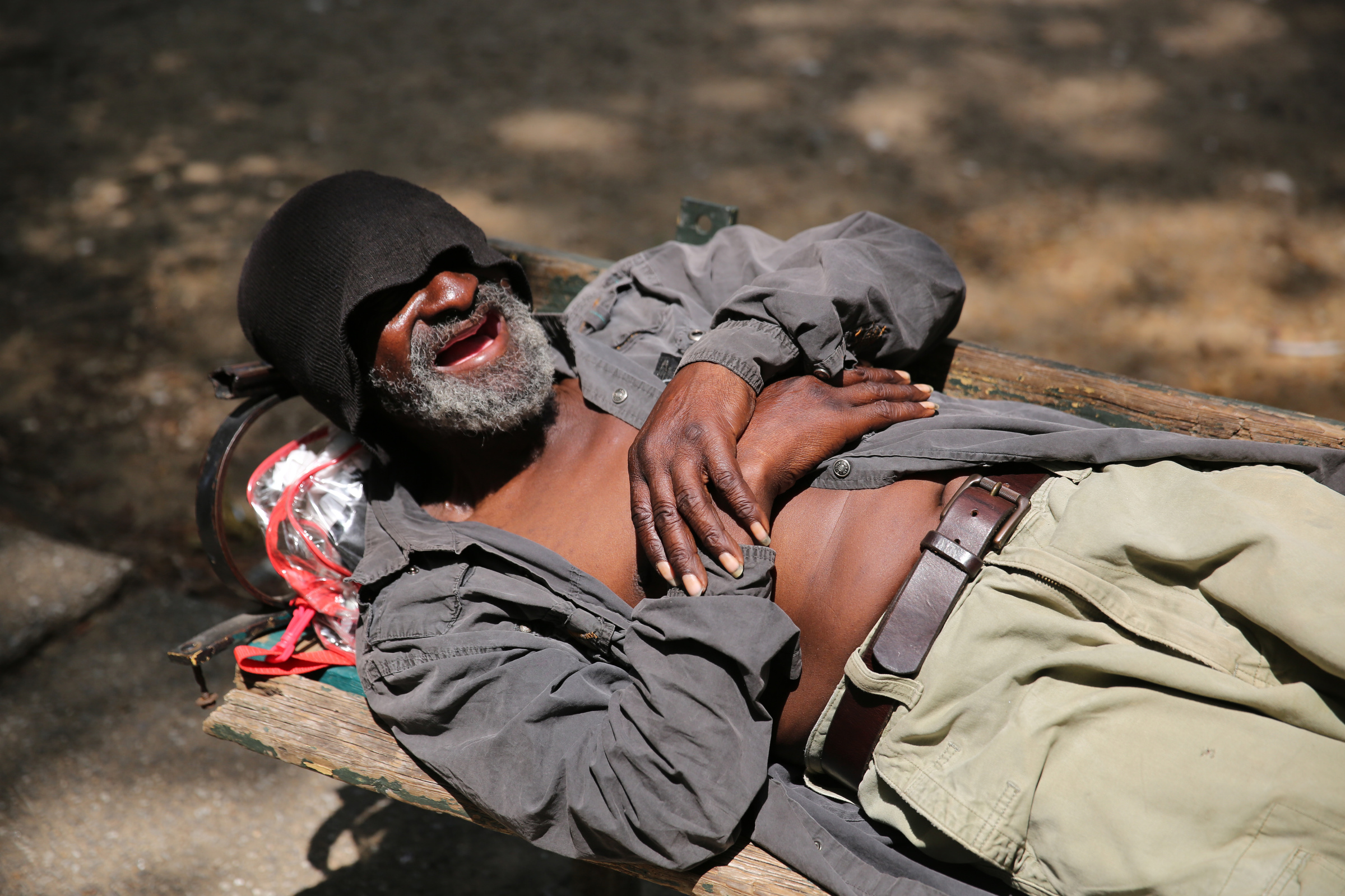 Dick goddard helps homeless man