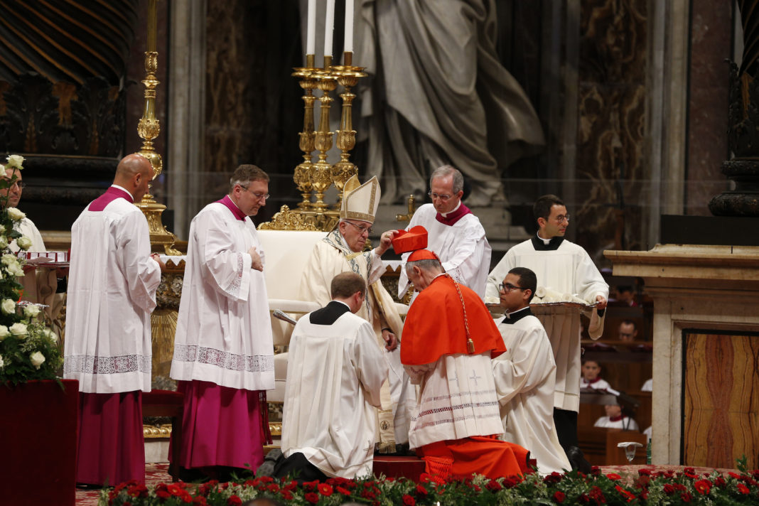 Credible Leadership Serves Others, Pope Tells Cardinals At Consistory ...